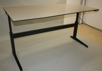 ahrend schreibtisch hoehenverstellbar