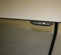 ahrend schreibtisch hoehenverstellbar